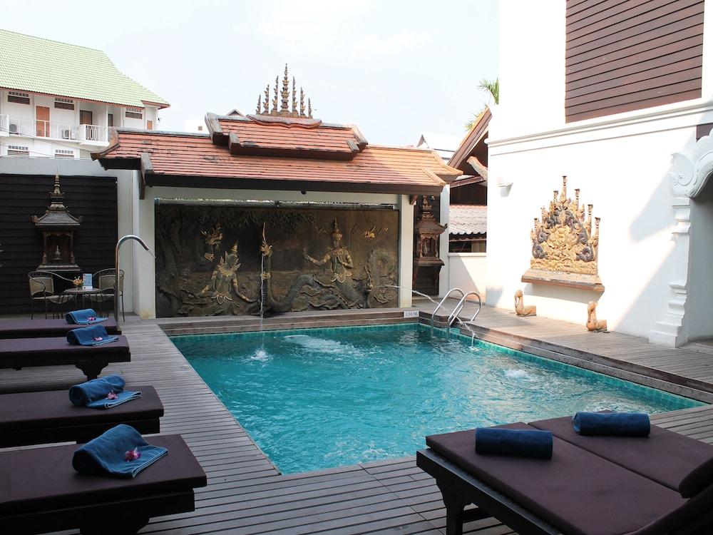 De Naga Hotel, Чиангмай Экстерьер фото